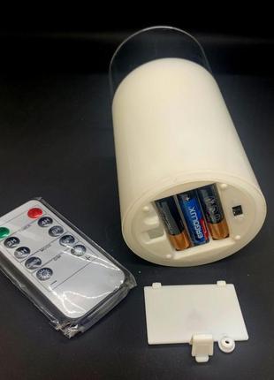 Свеча с led подсветкой с движущимся пламенем и пультом управления (9х7,5х7,5 см)
