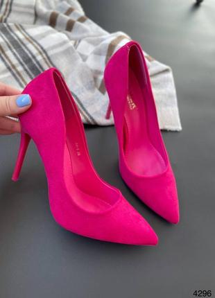 Туфли женские лодочки фуксия розовые на шпильке1 фото