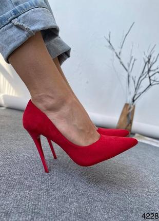 Човники жіночі червоні екозамш туфлі на шпильці8 фото