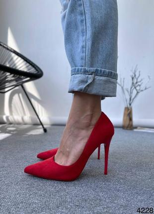 Човники жіночі червоні екозамш туфлі на шпильці2 фото