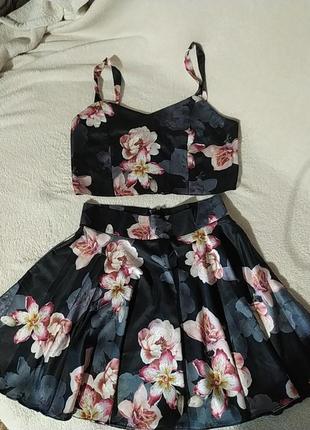 М'який, приємний до тіла костюм