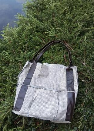 Бомбезная оригинальная кожаная сумка. швейцария.