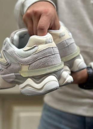 Мужские кроссовки new balance 9060 «quartz grey» premium (серые с белым) замшевые демисезонные кроссы7 фото