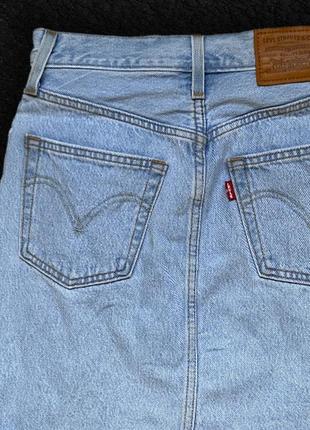 Юбка levi’s джинсовая рваная с вышивкой4 фото