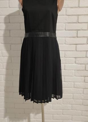 Черное платье h&amp;m р-р 42-44.