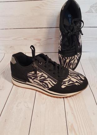 Стильні кросівки відомого німецького бренду graceland 38р