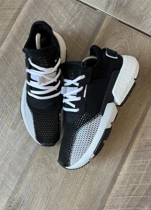 Кроссовки adidas 40/25см