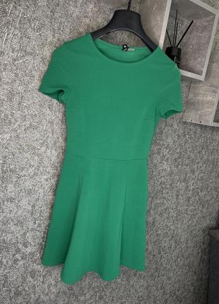 Платье зелёное размер s2 фото