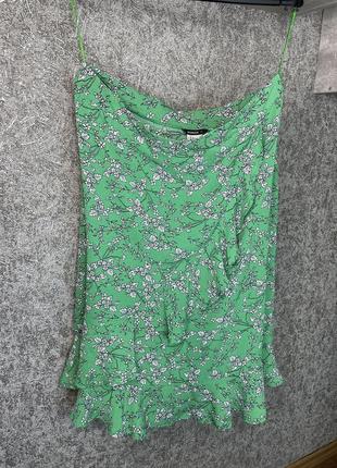 Лёгкая летняя юбка на запах зелёная новая в цветах