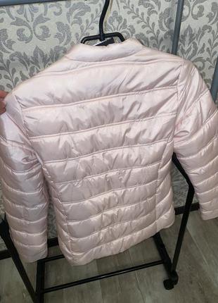 Нежно розовая куртка3 фото
