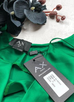 Новое облегающее атласное платье-футляр ax paris макси длины трендового зеленого цвета на бретелях10 фото