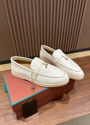 Жіночі бежеві шкіряні лофери loro piana summer walk черевики лофери демі-мюлі демісезонні лоро піа