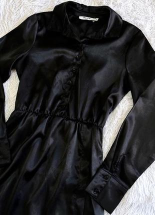 Черное сатиновое платье na-kd4 фото