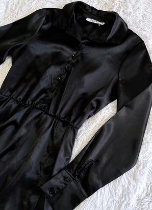 Черное сатиновое платье na-kd8 фото