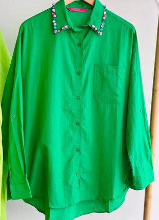 Рубашка женская зеленая однотонная свободного кроя на пуговицах с карманом качественная стильная базовая турешка
