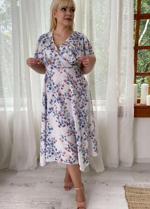 Батальне ошатне жіноче літнє плаття з квітами великого розміру1 фото