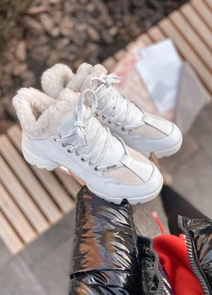 Жіночі шкіряні кросовки з хутром в білому кольорі /осінь/зима/весна😍2 фото