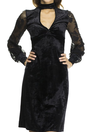 Готичне плаття з чокером і мереживними рукавами