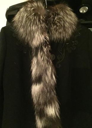 Шикарное пальто с чернобуркой2 фото