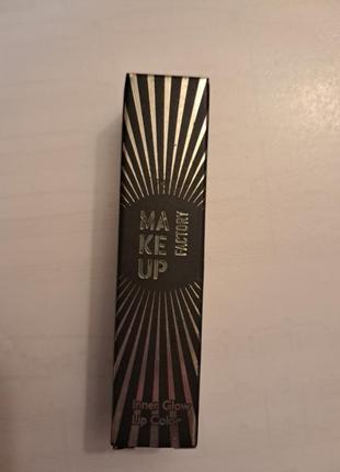Помада  c мерцающим блеском фирмы maybelline super stay.