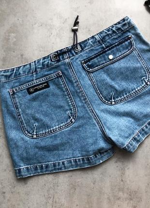 Крутые короткие джинсовые шорты calvin klein6 фото