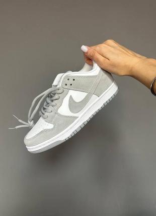 Женские кроссовки nike sb dunk low «&nbsp;light grey suede&nbsp;»#найк8 фото