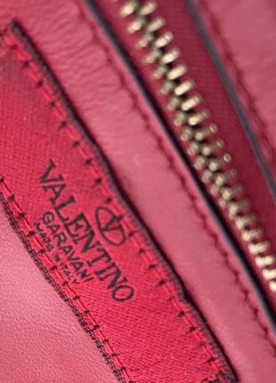 Шкіряна сумка garavani від valentino4 фото