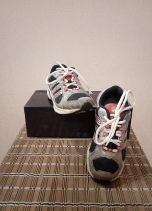 Sale, кроссовки adidas, детские, на мальчика или на девочку, унисекс 3