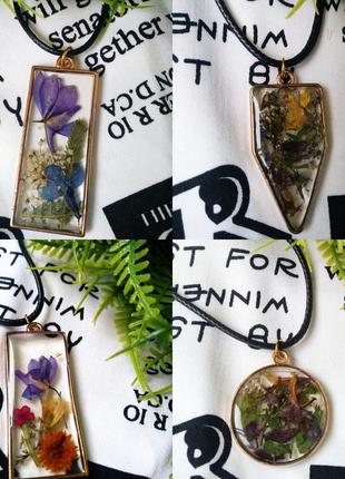 Кулоны из эпоксидной смолы и сухоцветов, ручная работа + подарочная упаковка3 фото