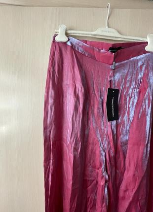 Штани брюки з переливом рожеві prettylittlething plt3 фото