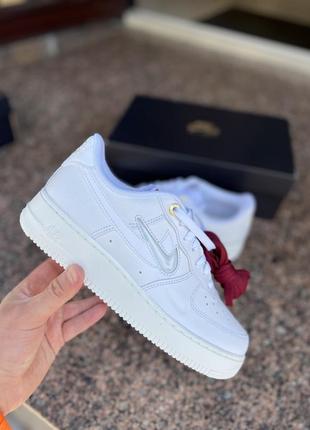 Кроссовки nike air force 1 07 premium dz5616-1003 фото