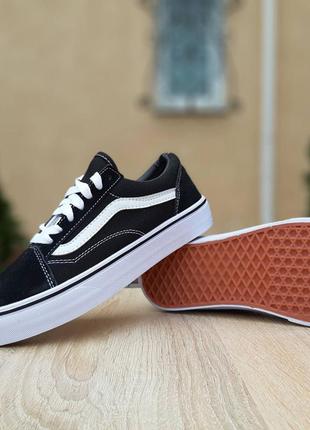 Чоловічі літні низькі легкі кеди vans чорні з білим кеди ванс4 фото