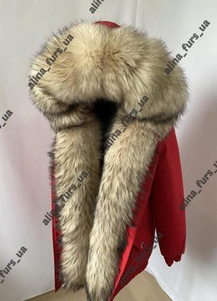 Красная парка с натуральным мехом енота, красная зимняя куртка с натуральным мехом енота,42-60 р.р.