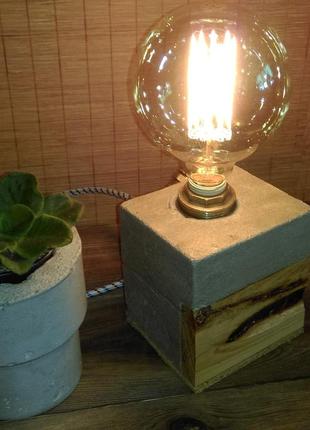 Светильник лофт из бетона "куб"
