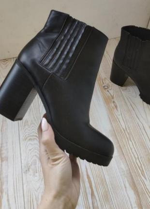 Черевики осінні