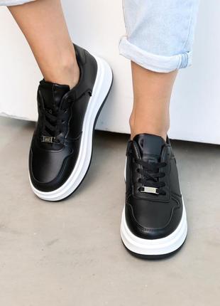 Мягкие женские черные кроссовки кеды2 фото