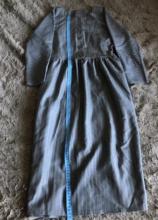 Сукня сірого кольору з натуральної тканини4 фото