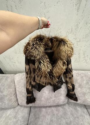 Кожаная куртка под питона с мехом песца ottimo