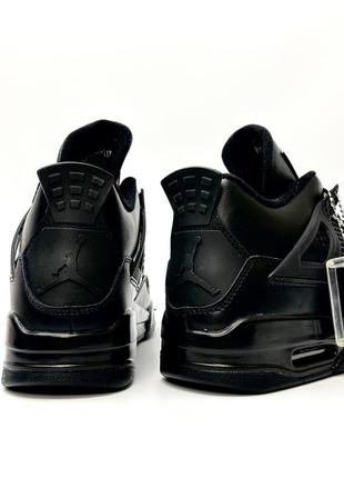 Демисезонное чёрное кроссовки nike air jordan 4 черных мужских кроссовки nike air jordan 46 фото