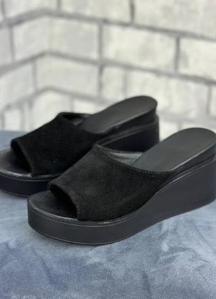 Шлепанцы кожаные на платформе женские, стильные, удобные шлёпки на танкетке много расцвето...