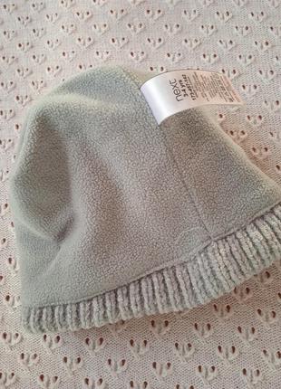 Тепла плюшева шапочка next з пухнастим бумбончиком для дівчинки шапка зимова на флісі6 фото