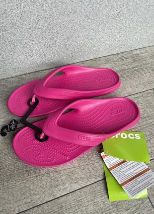 Шлепки от crocs