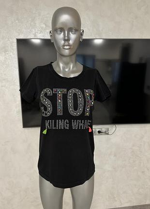 Футболка со стразами