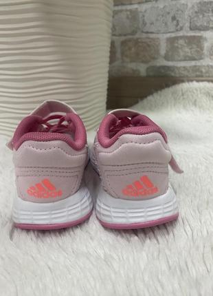 Кросівки adidas lightmotion 3