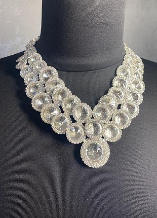 Прикраса на шию з камінням срібного кольору3 фото