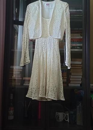 Праздничное платье с коротким жакетом