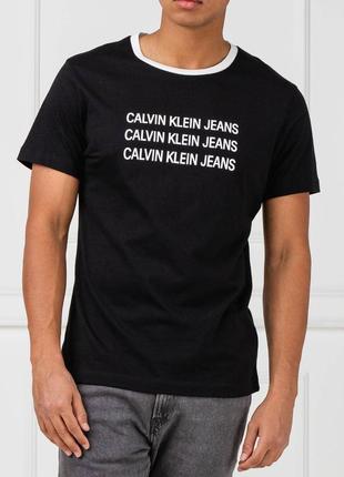 Стильная футболка calvin klein