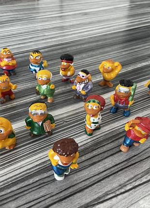 Игрушки киндеры