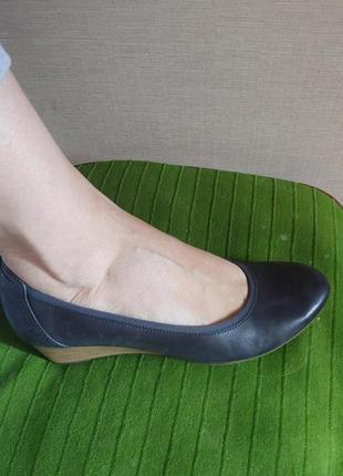 Туфли кожа мягкая бренд tamaris 39р ст 24,5 см