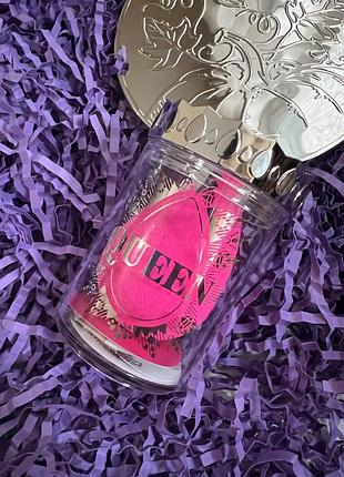 Легендарный спонж для макияжа beautyblender queen